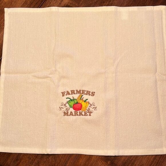 Set of 2 (18” by 16”) Custom Gray and White Farmer’s Market2 Embroidered Barmops - Picture 5 of 6